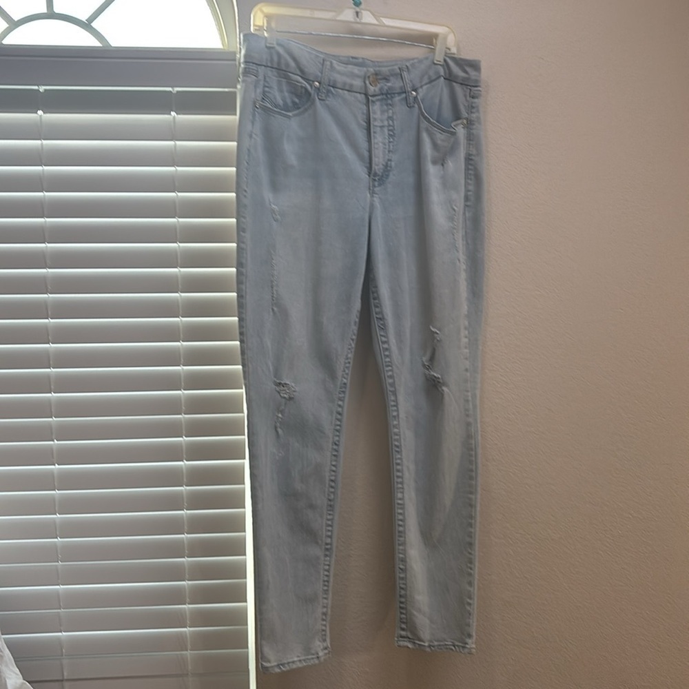 SEVEN7 Women's Light Blue Distressed HIGH RISE TUMMY LESS JEANS Slimming Size 14